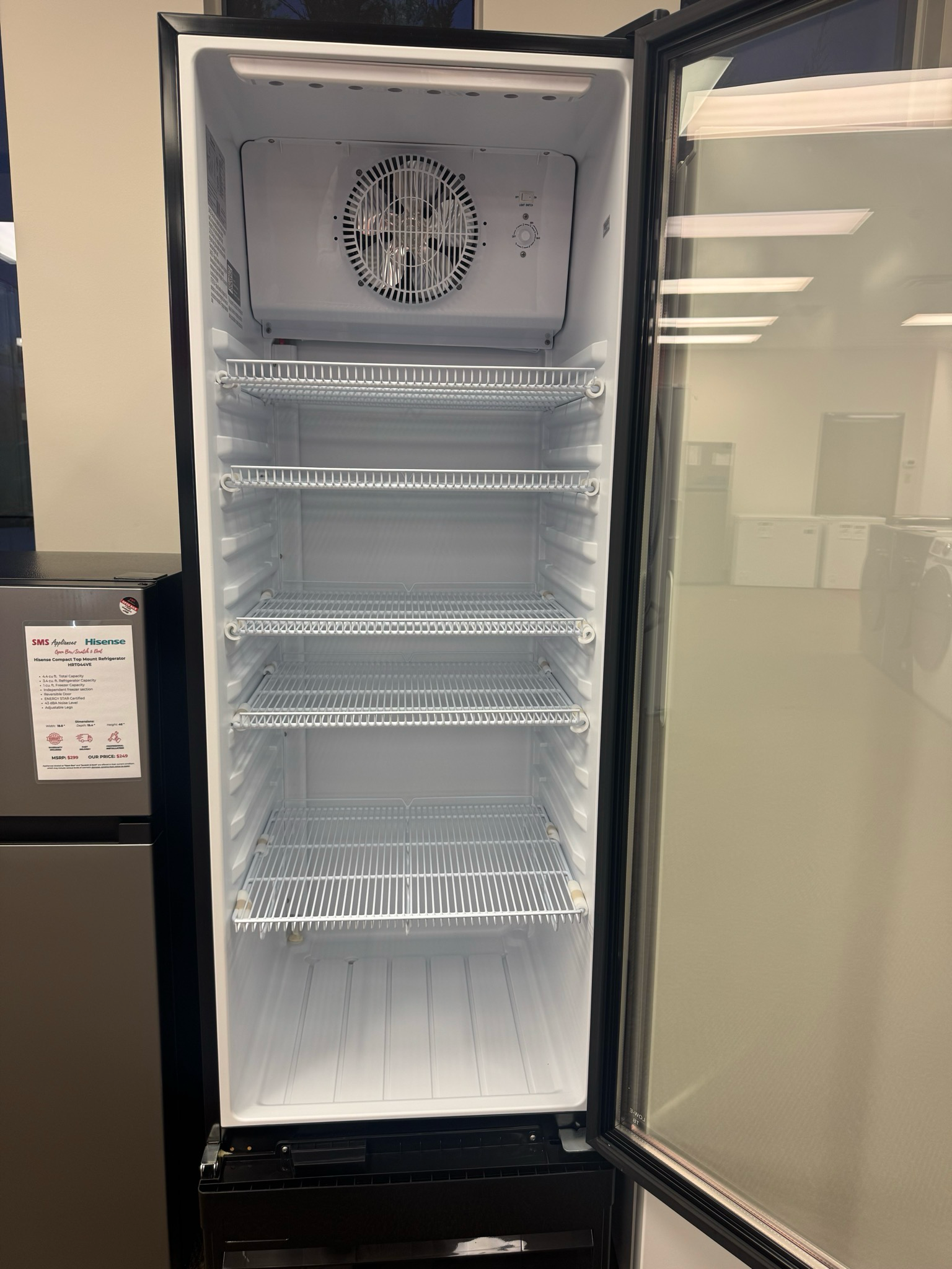 Open Box - Scratch & Dent Hisense Commercial Beverage Fridge HSC-380B