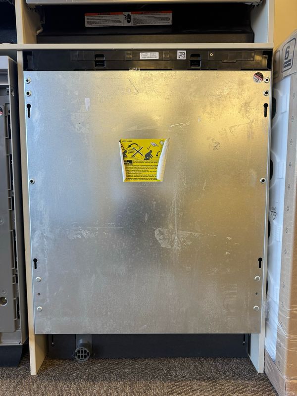 Open Box - Scratch & Dent Frigidaire 24” 49 db Dishwasher FDAR4501AP