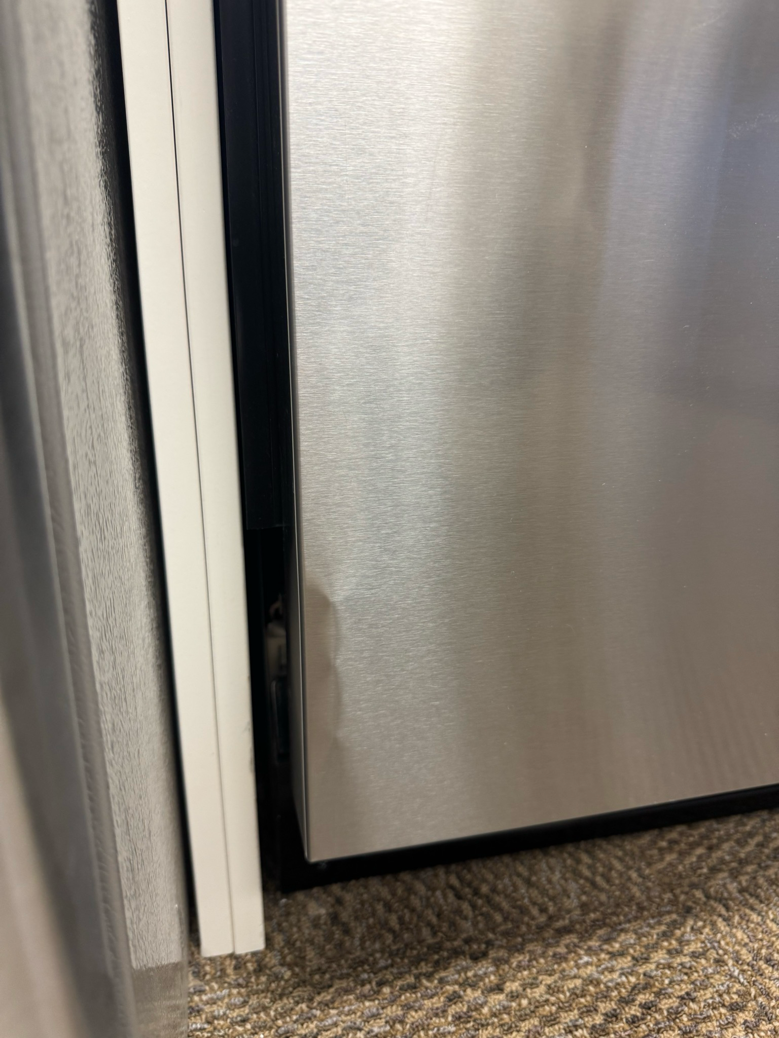 Open Box - Scratch & Dent Frigidaire 24” 49 db Built-in Dishwasher FDHP4336AS