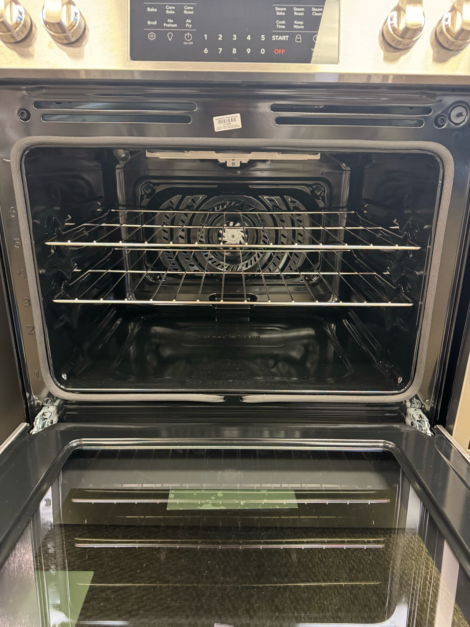 Open Box - Scratch & Dent Frigidaire Gallery Glass Top Stove GCFE305CBF