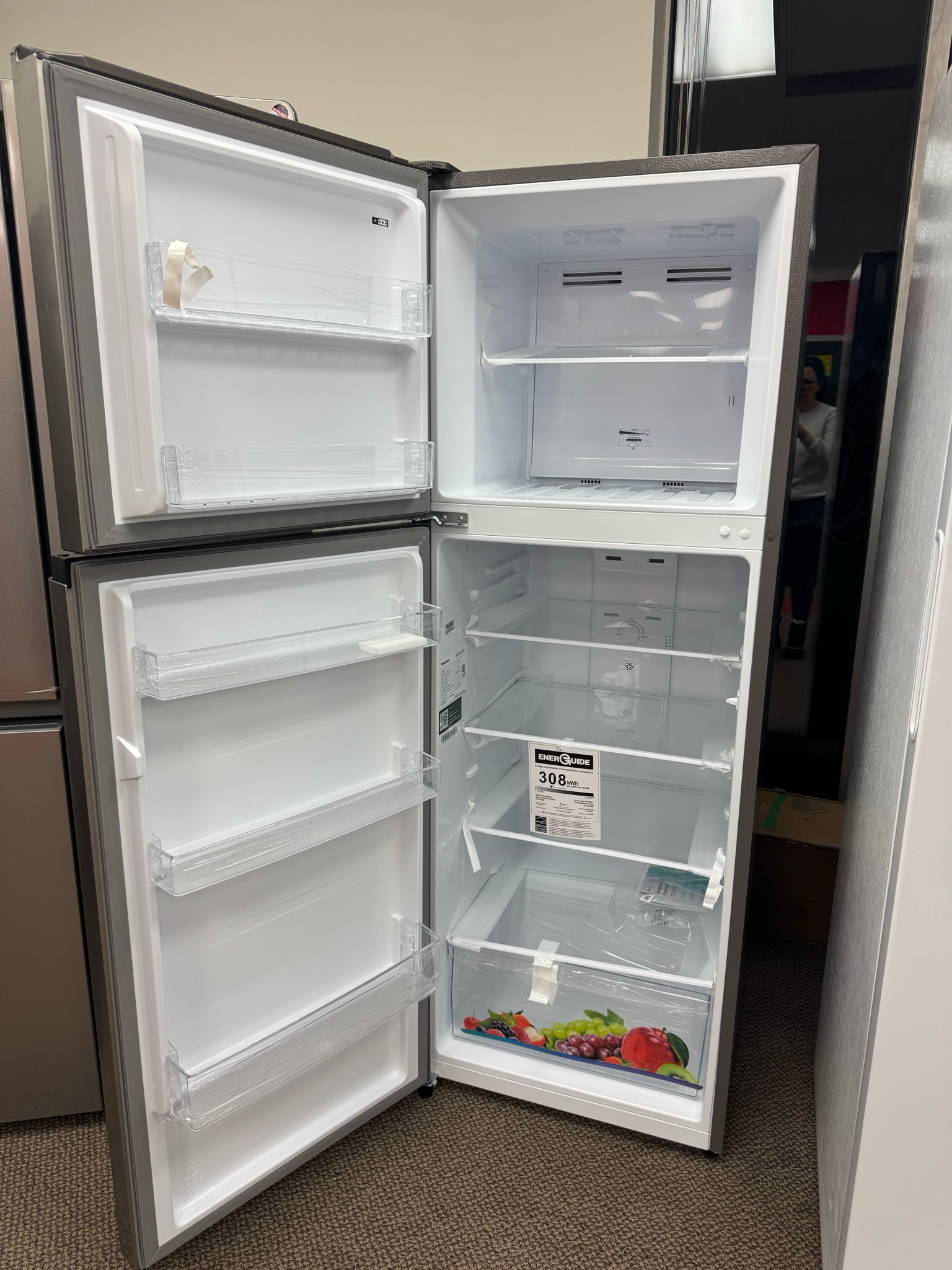 Open Box - Scratch & Dent Hisense 24” Top Mount Fridge RT12A2CSE