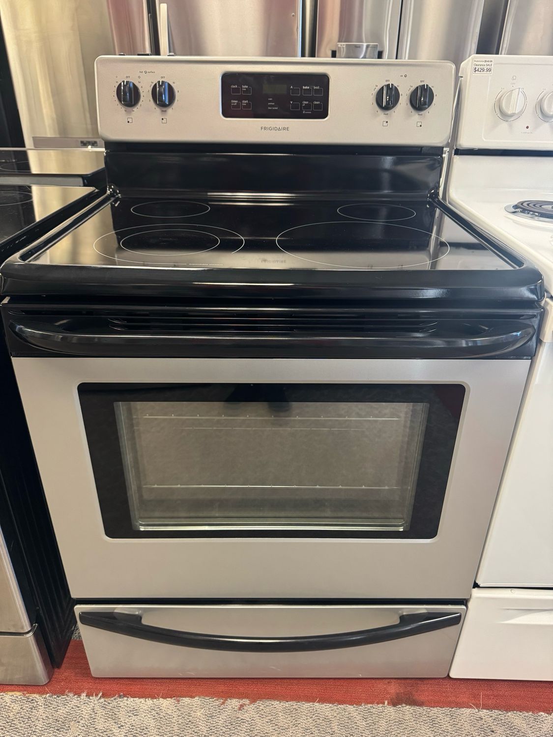 Refurbished Frigidaire Glass Top CFEF3078LMB