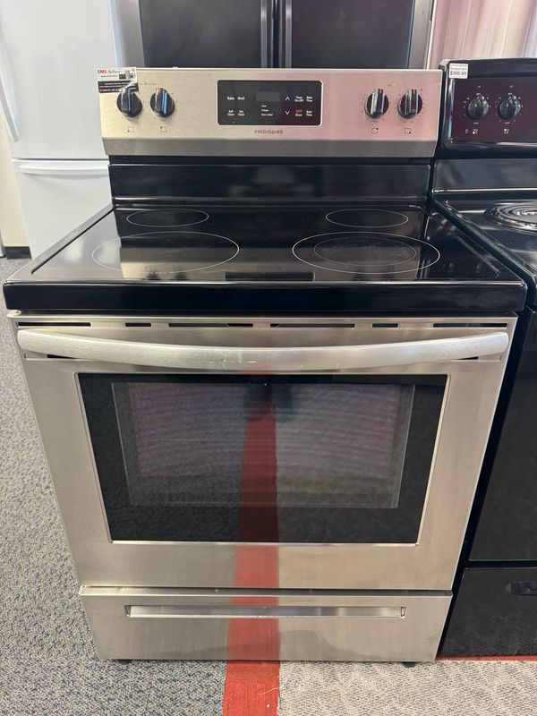 Refurbished Frigidaire Glass Top Stove CFEF3065TSC Refurbished Frigidaire Glass Top Stove CFEF3065TSC
