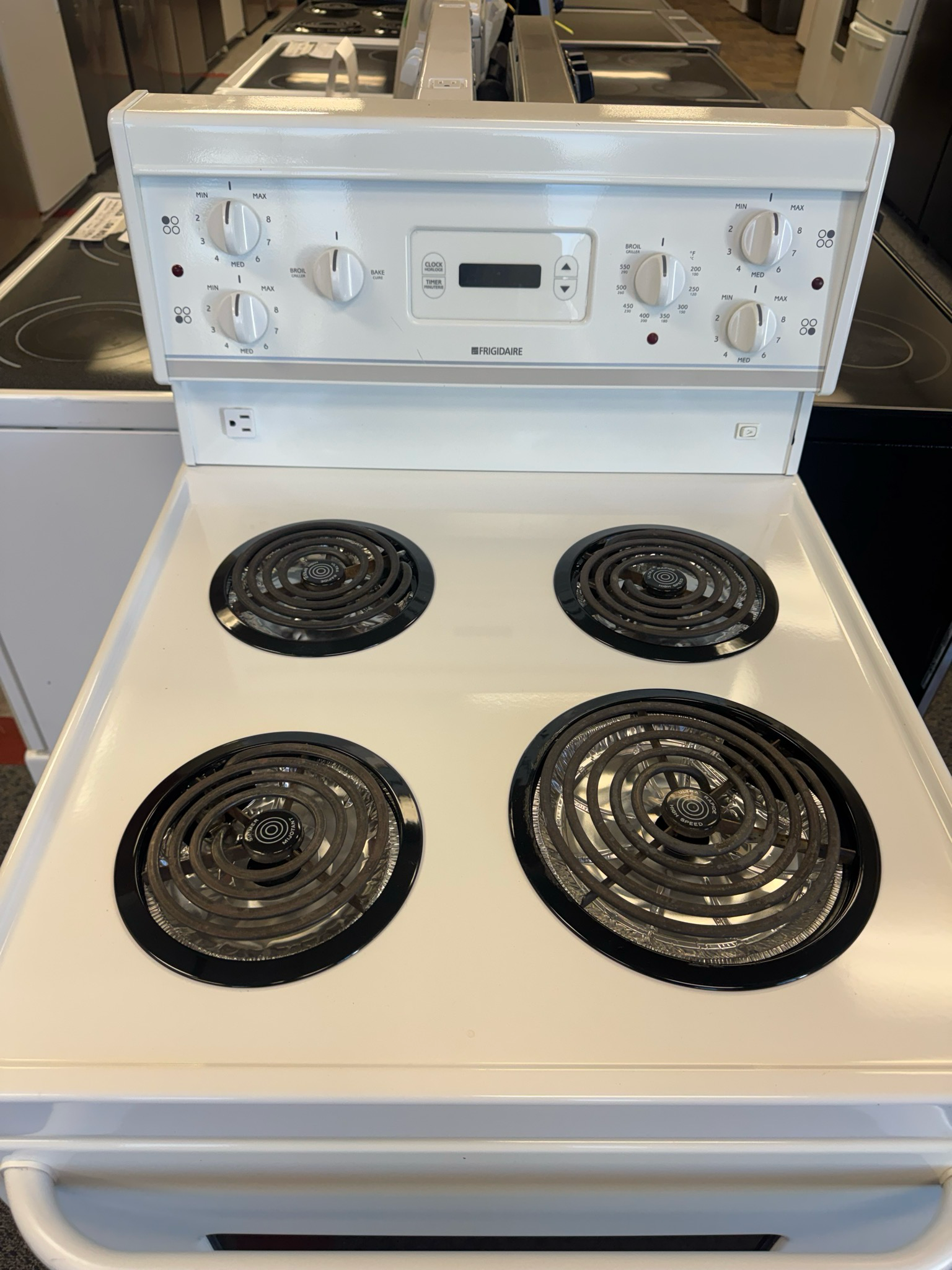 Refurbished Frigidaire 24” Coil Top Stove CFEF216 AS