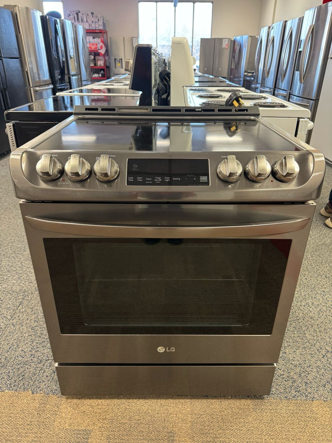 Refurbished LG Glass Top Stove LSE4611BD