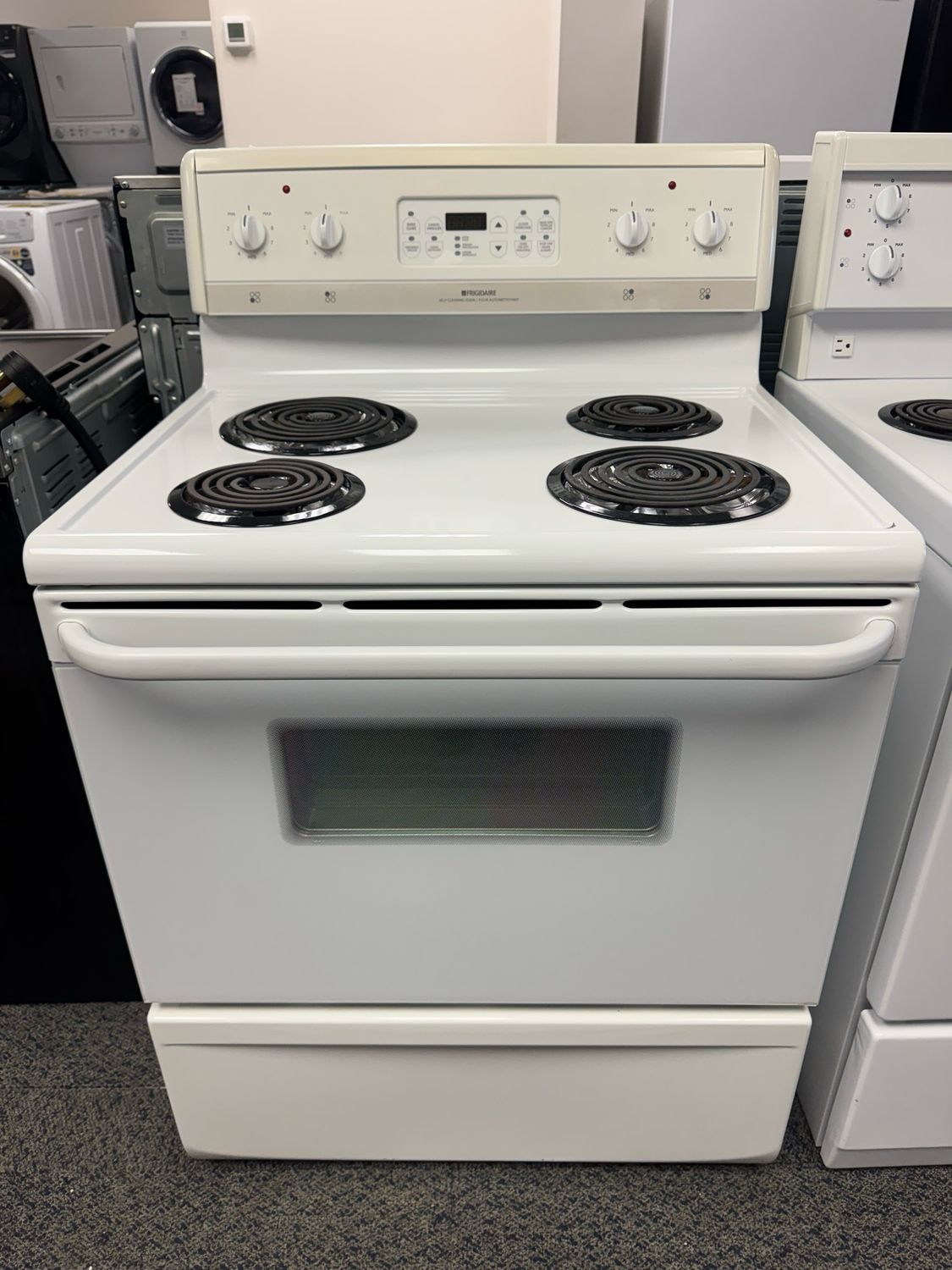 Refurbished Frigidaire Coil Top Stop CFEF357AS