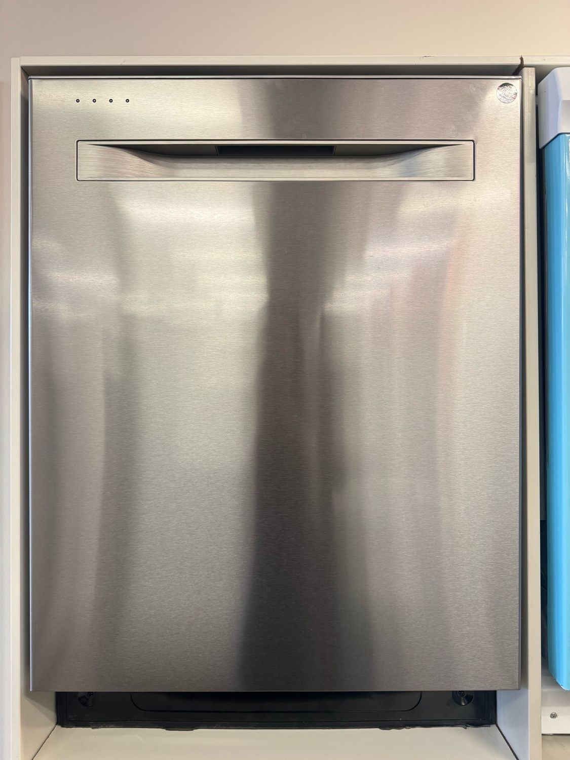Open Box Midea 24” Built-in Dishwasher MDT24P4AST