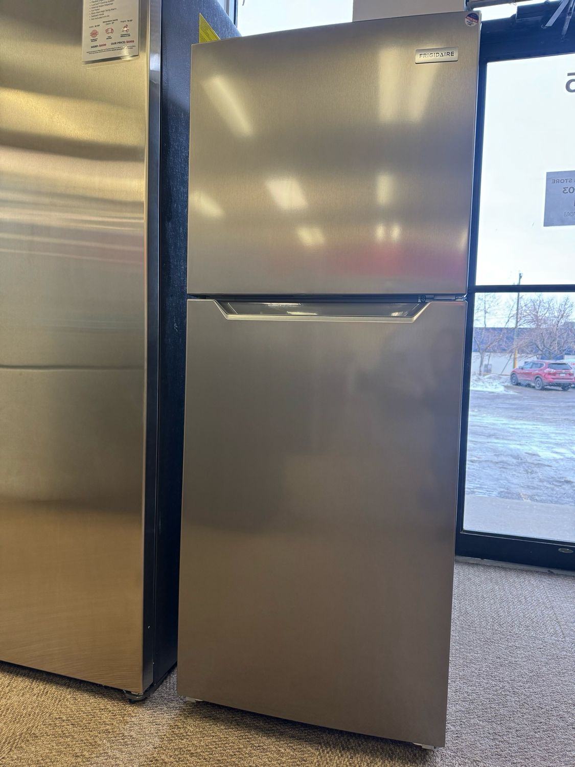 Open Box Frigidaire 24” Top Mount Fridge FFET1222UV