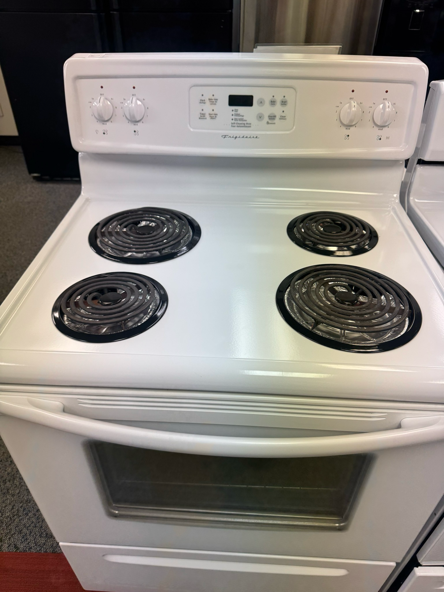 Refurbished Frigidaire Coil Top Stove CFEF358ES