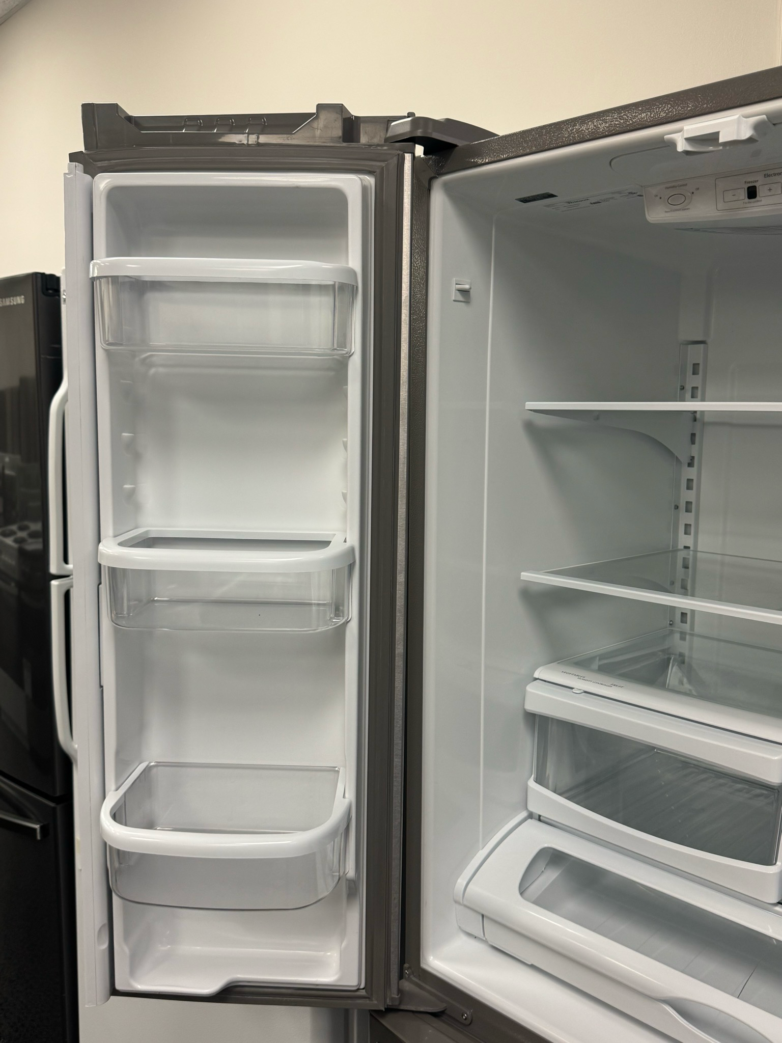 Refurbished Whirlpool 33” French Door Fridge WRF532NBM