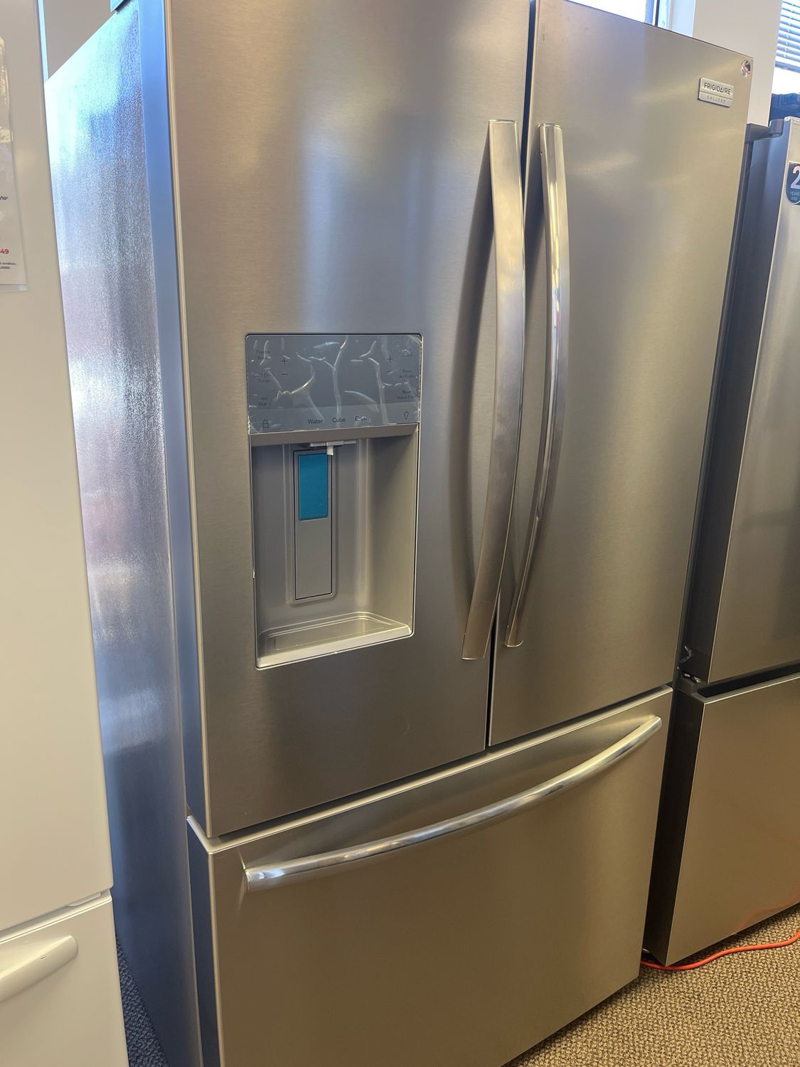 Open Box Scratch & Dent Frigidaire Gallery 36” French Door Fridge ...