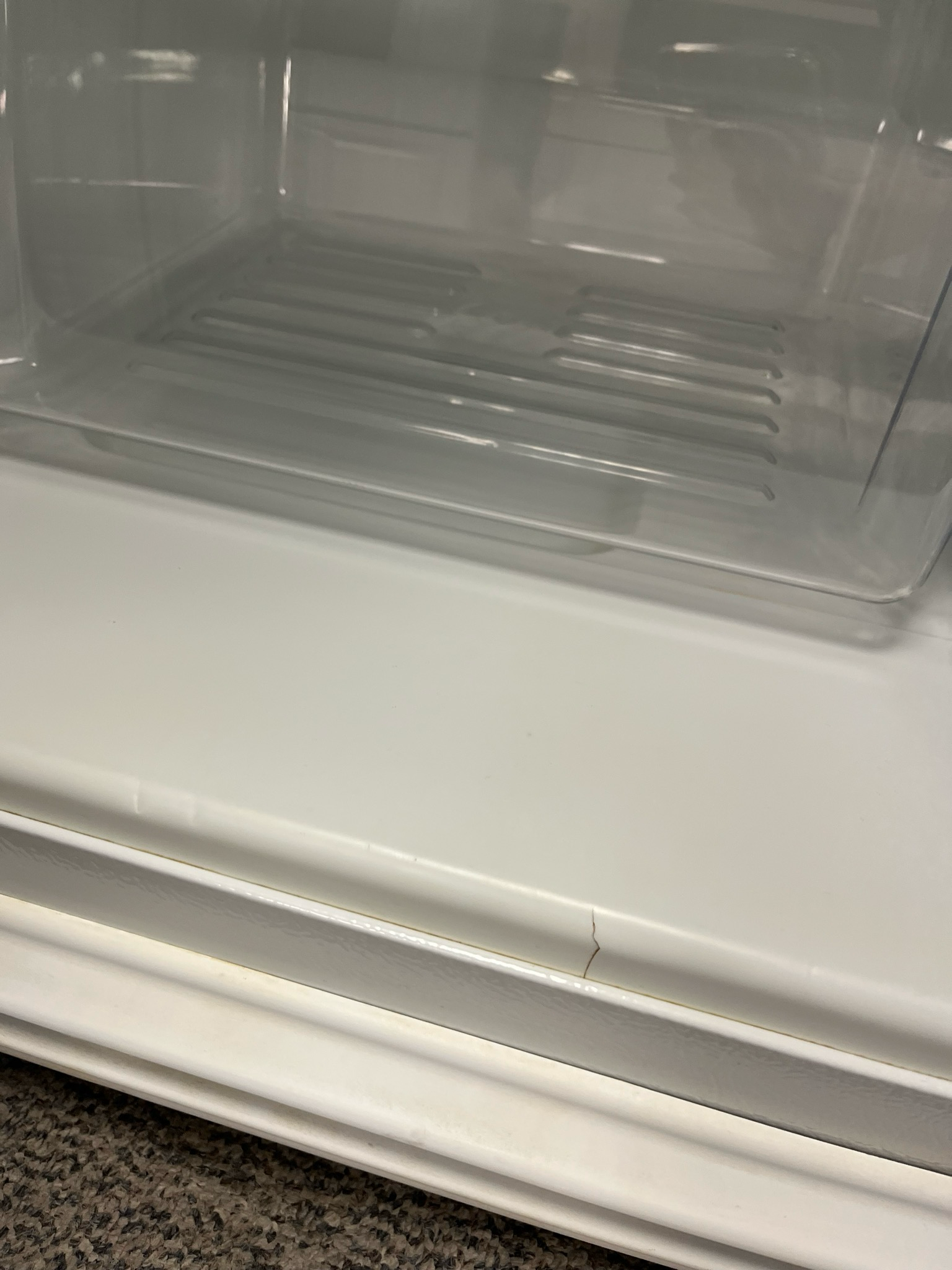 Inglis 30” Top Mount Fridge IMT186302
