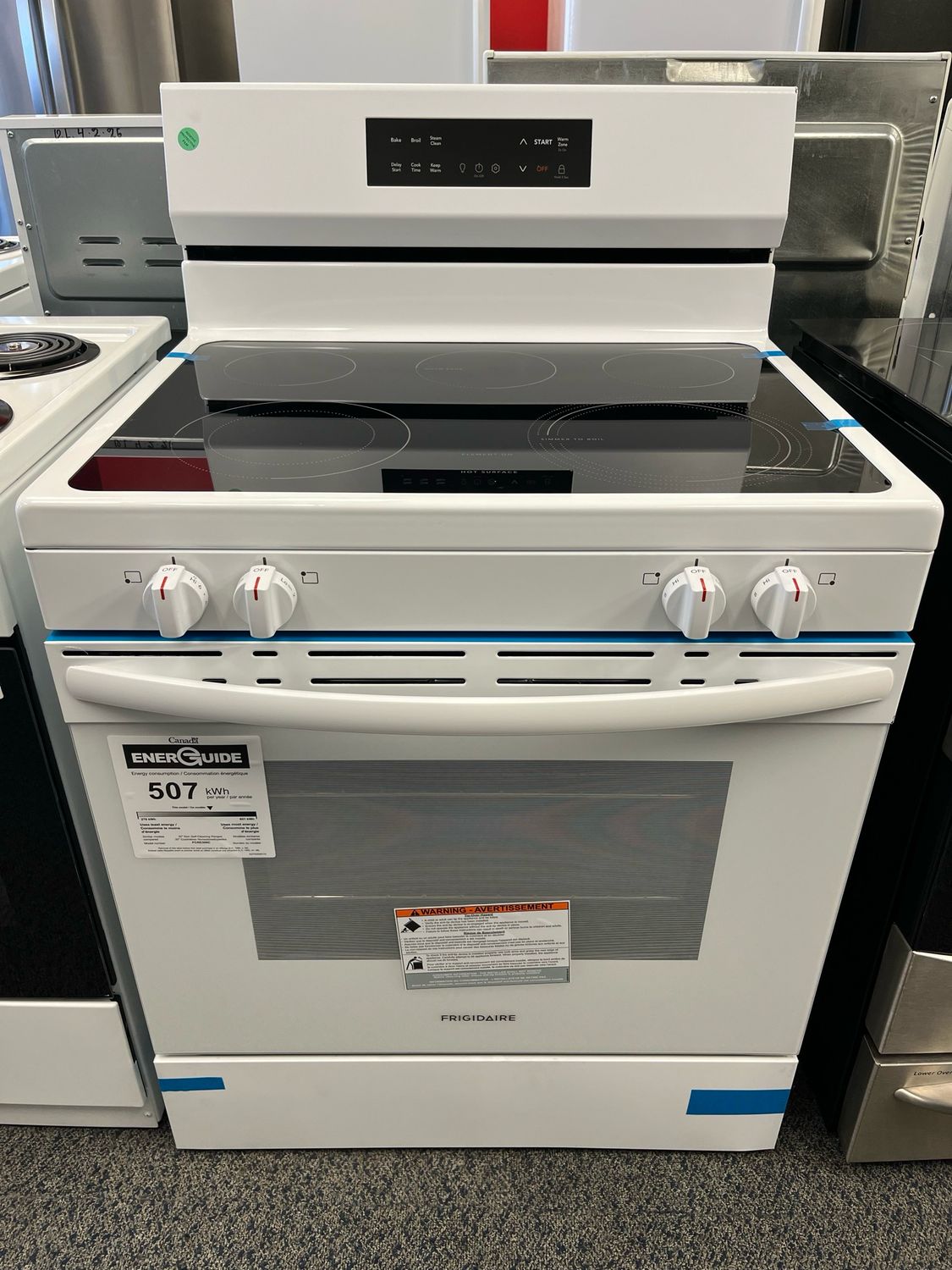 Open Box Frigidaire Glass Top Stove FCRE306C
