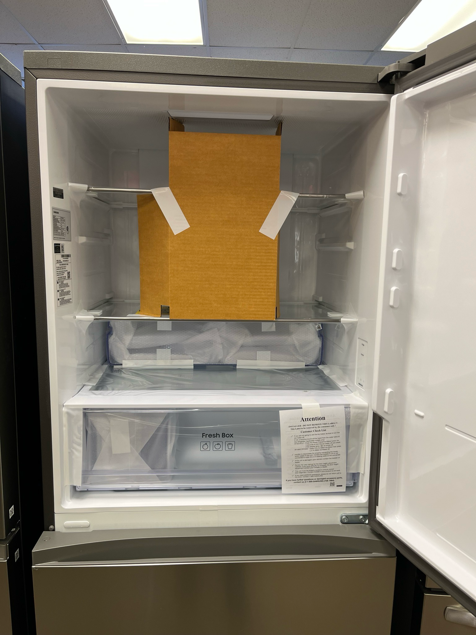 Open Box Samsung 30” Bottom Mount Fridge RB16DG60000SL