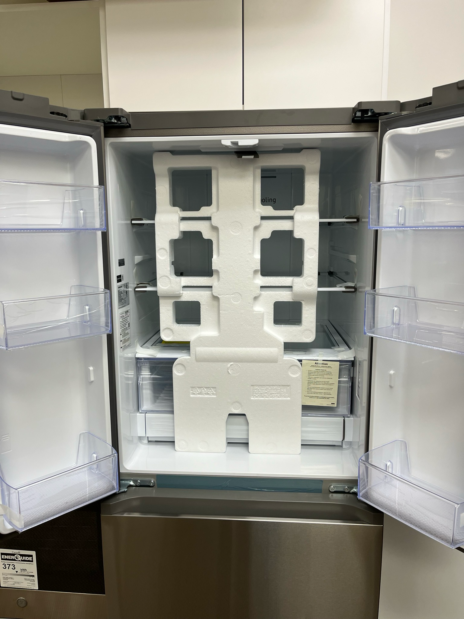 Open Box Samsung 30” French Door Fridge RF22A4111SR