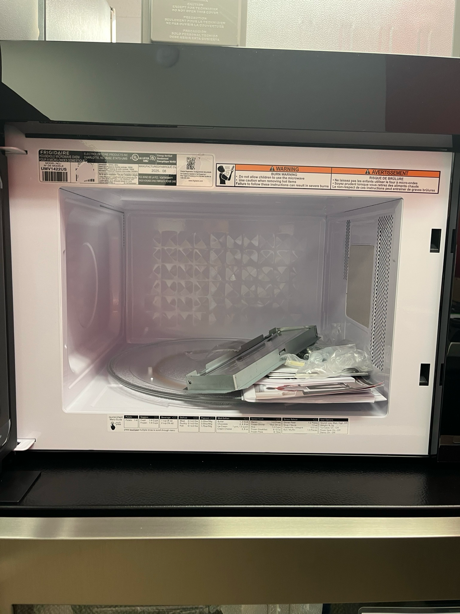 Open Box Frigidaire 24” Over-the-Range Microwave UMV1422US