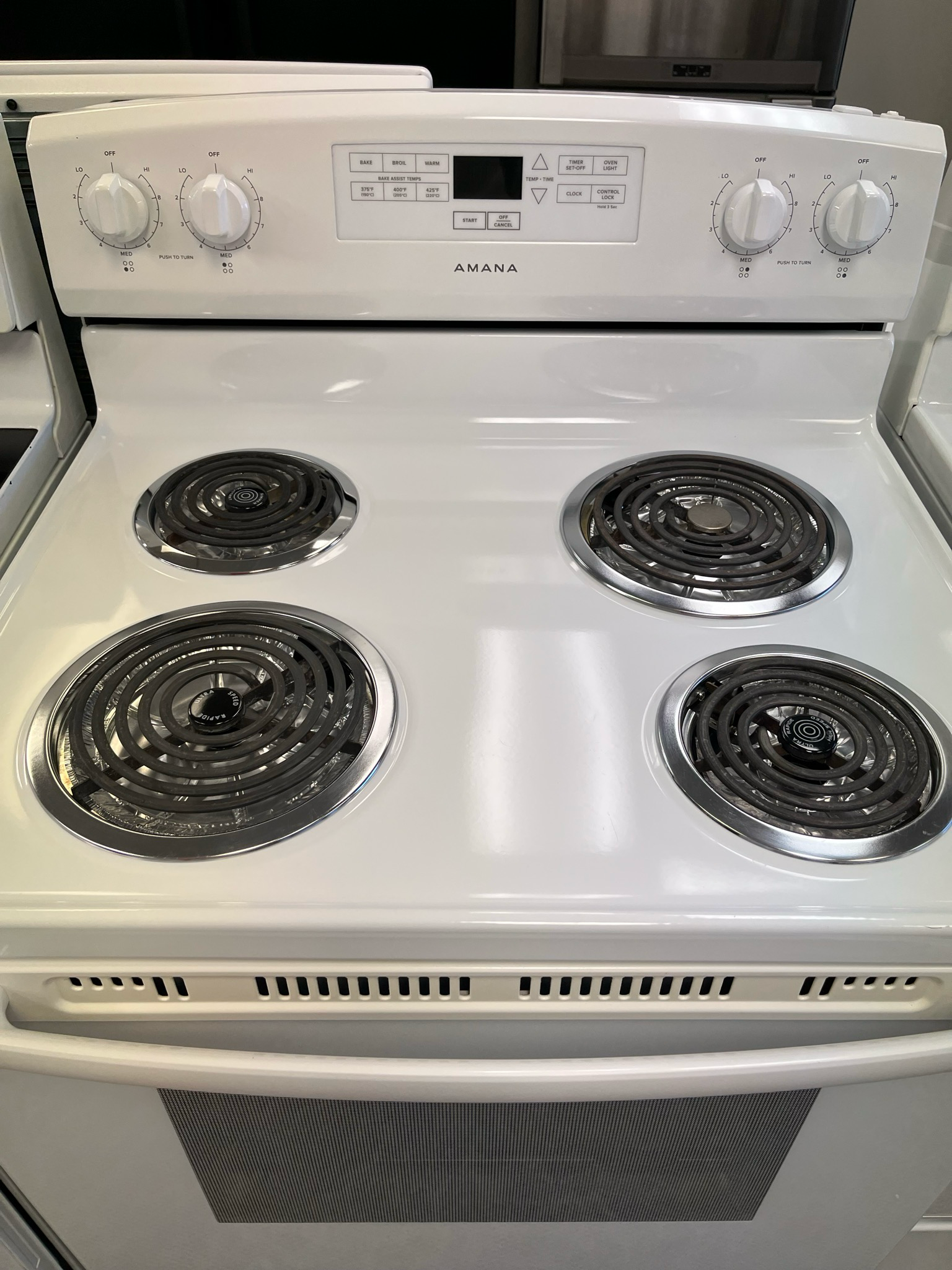 Refurbished Amana Coil Top Stove YACR4303MFW