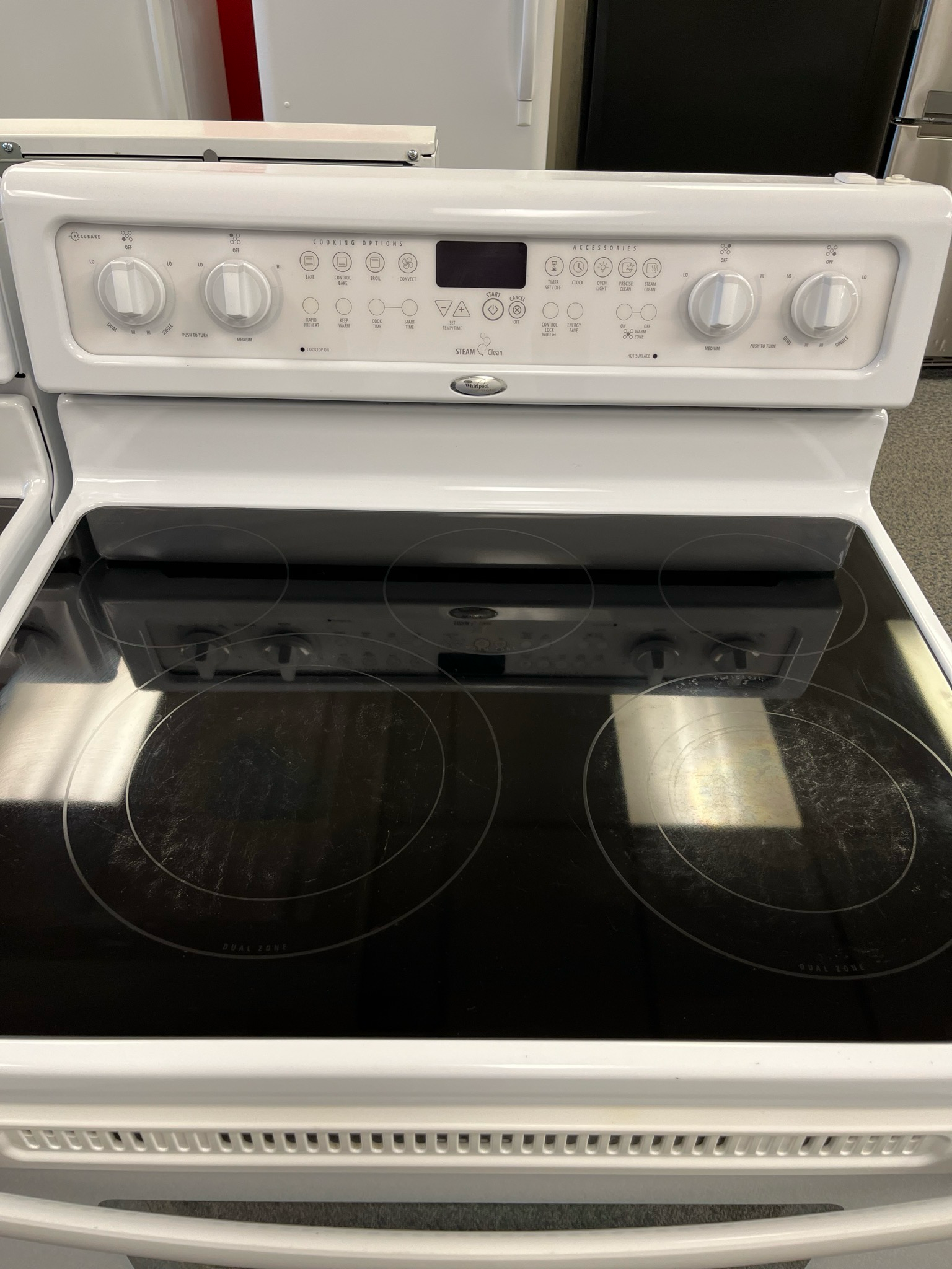 Refurbished Whirlpool Glass Top Stove YGFE461LVQ