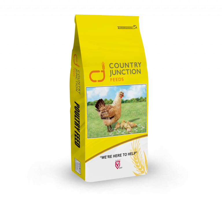 Country Junction Cracked Hen Scratch