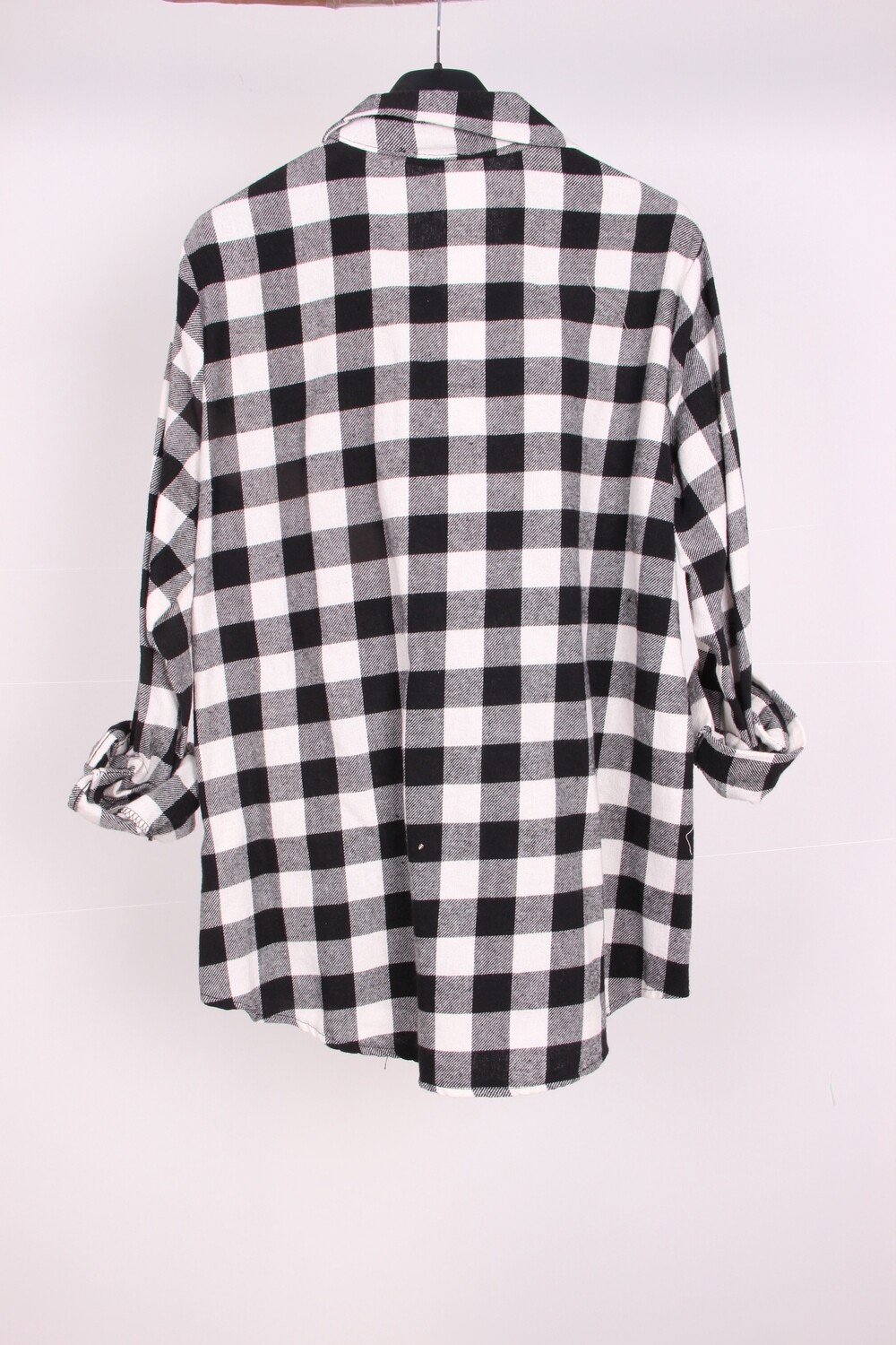 Camisa adamada.