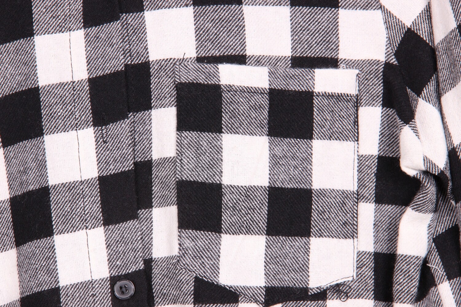 Camisa adamada.