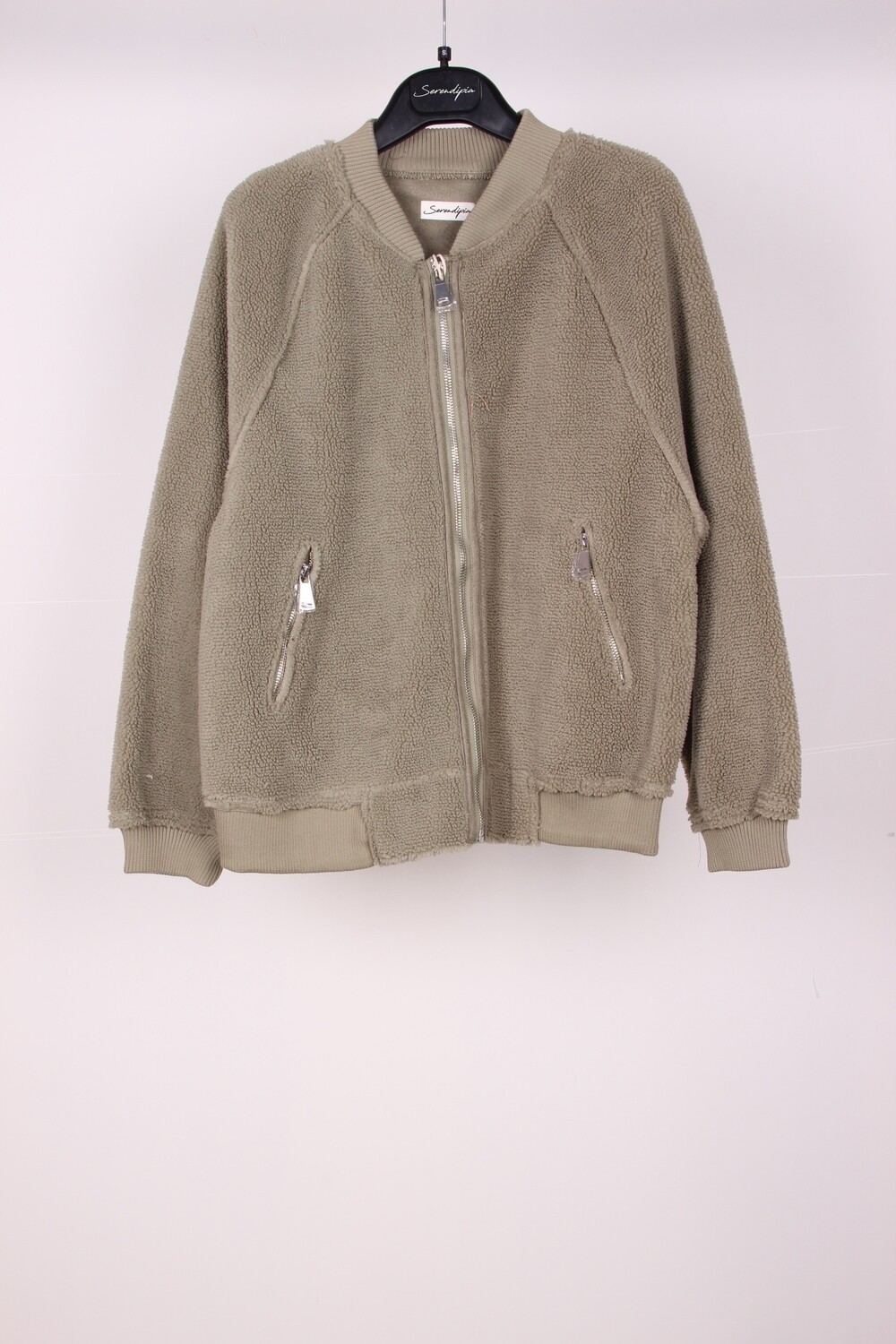 Cazadora bomber.