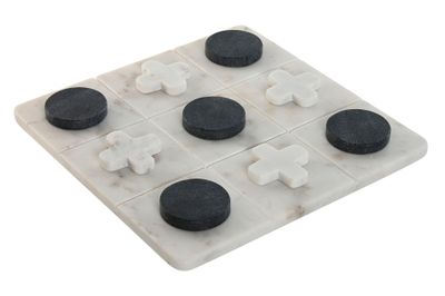 TIC TAC TOE BATU