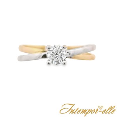 Bague solitaire or 18 carats et zirconium