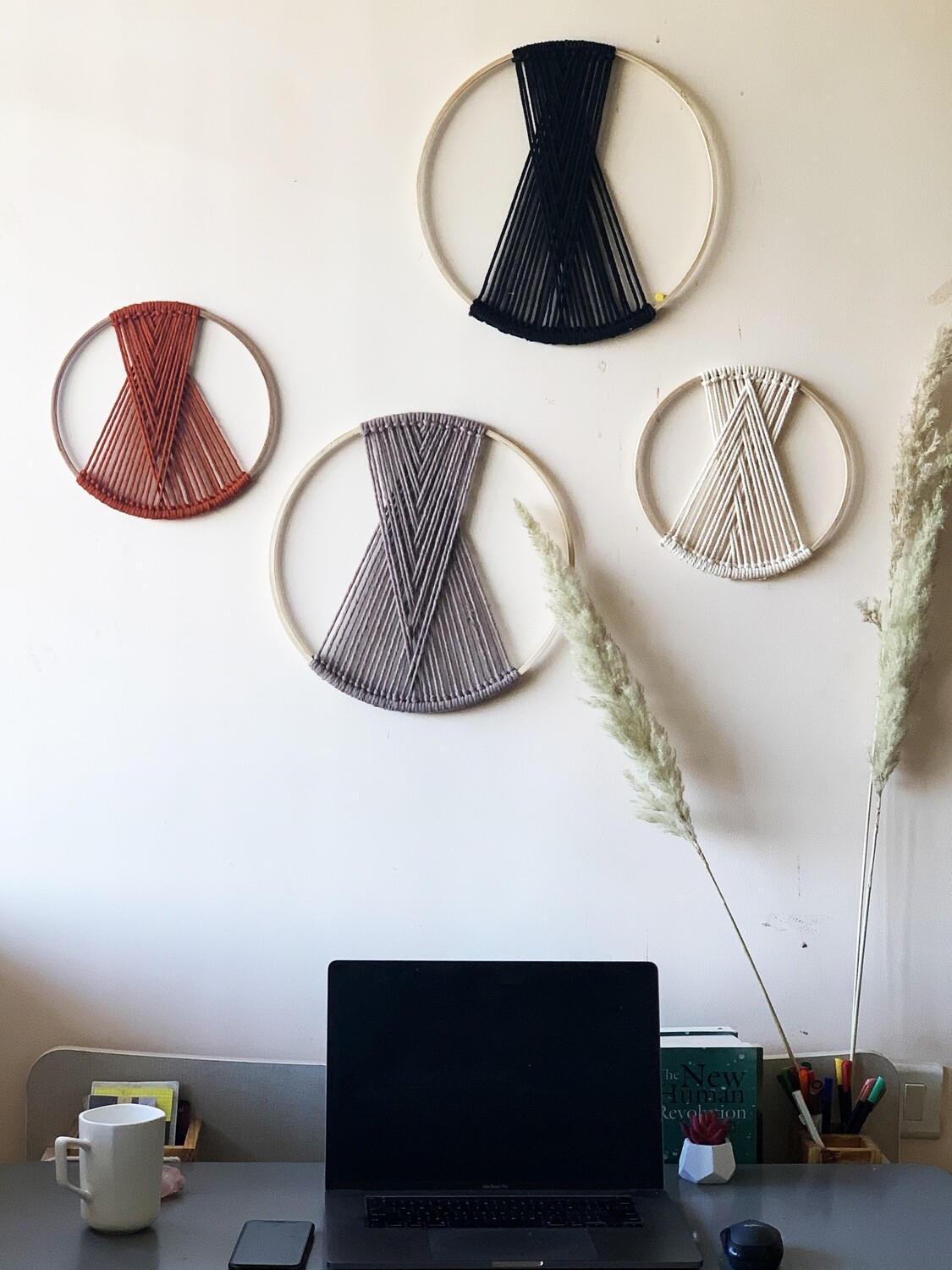 Geometric and Round WallHanging with Minimal and Modern Look