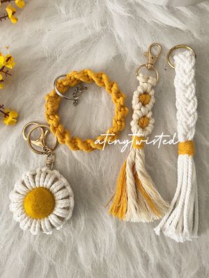 Macrame Keyring Workshop (recording available After 13 May)