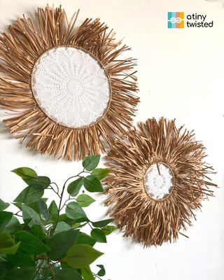 White Doily-Inspired Raffia Macramé Frame (Set of 2)