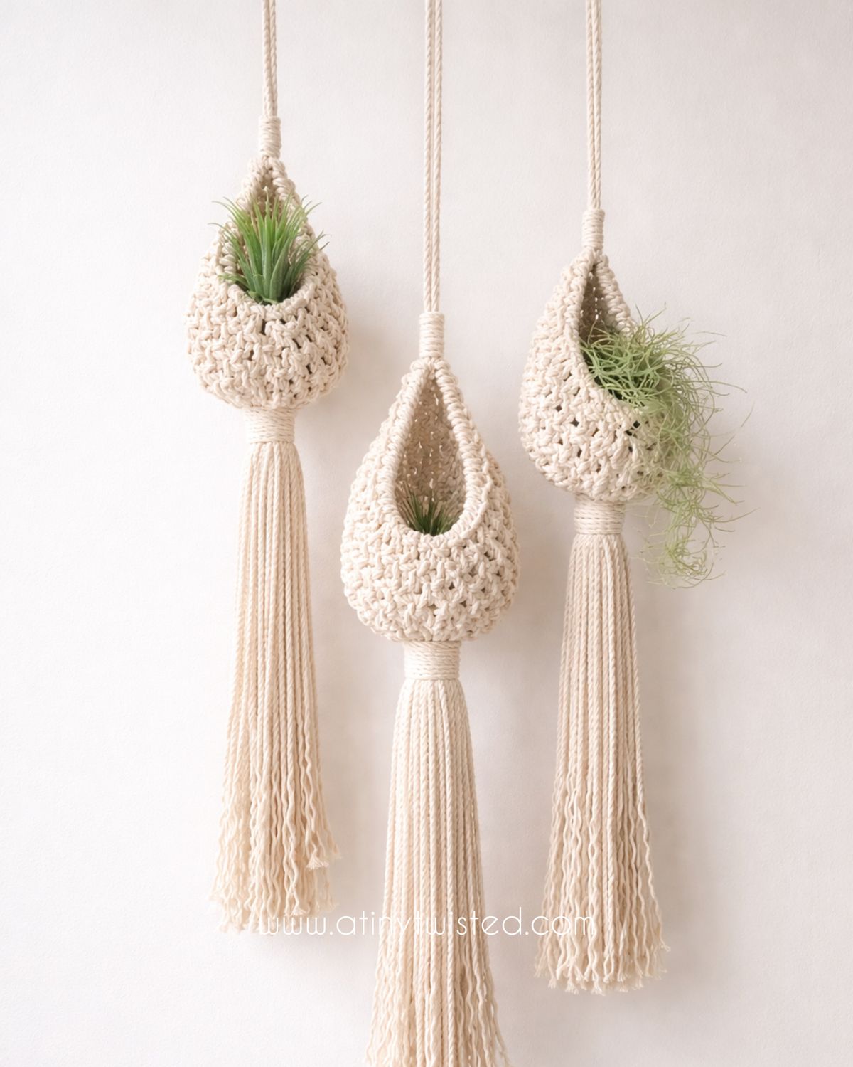 Pod plant hanger