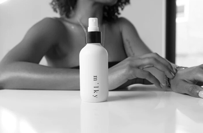 Riddle Oil Milky Spray Lotion Muse
