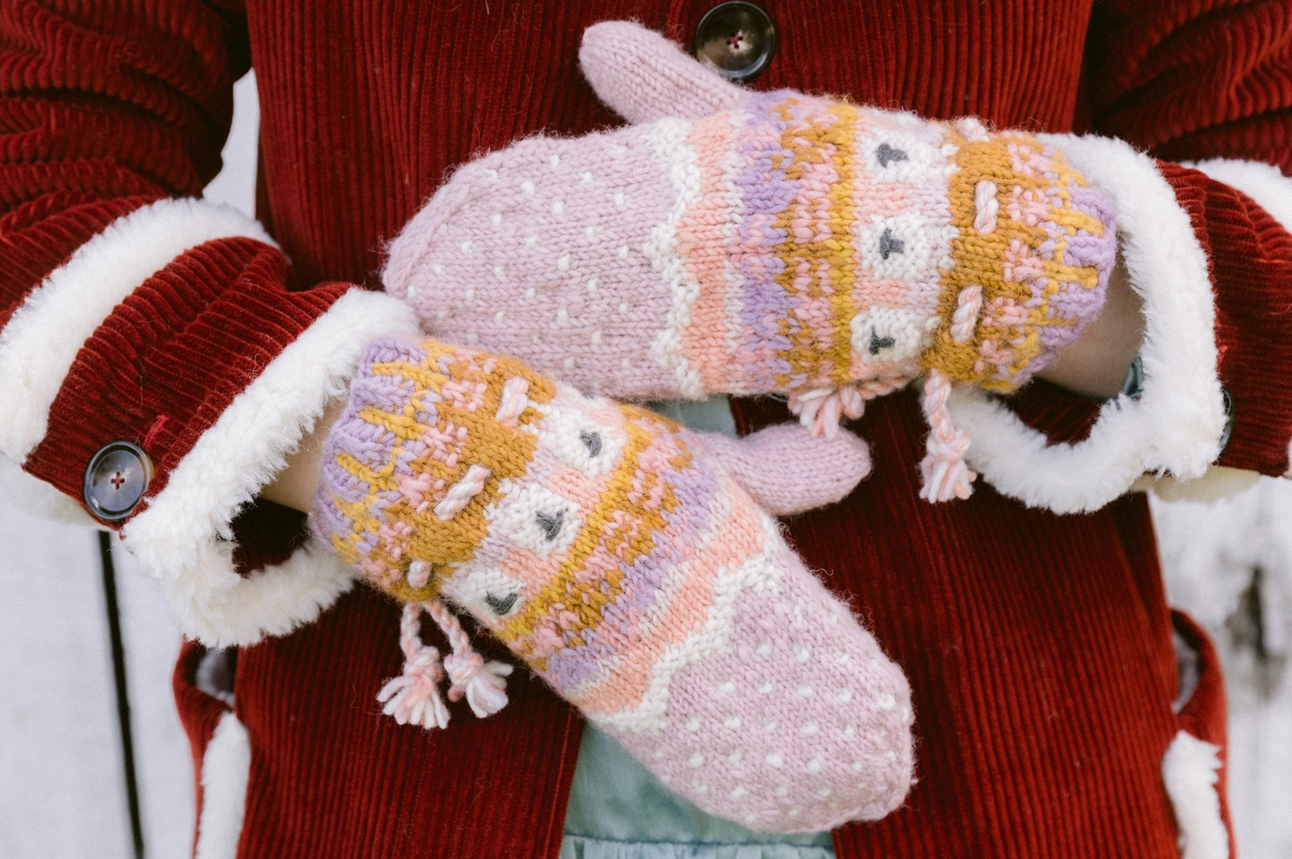 French Knot Suffolk Sheep Mitten FK891