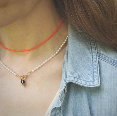 Alice Rise Single Note Beaded Choker Necklace in Marigold AL29