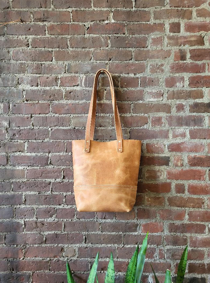 Kingdom Leather Horween Sugaree Bag in Natural