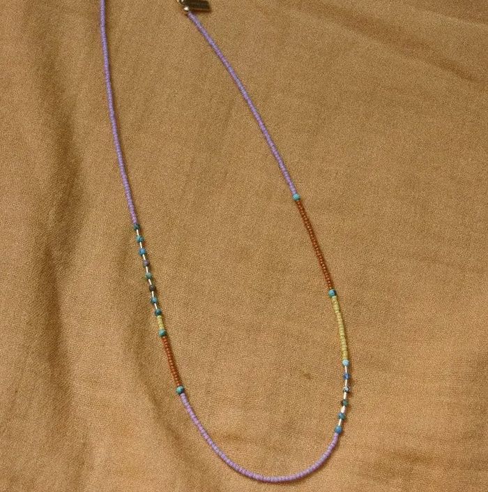 Freestone Dainty Beaded Choker - in Lilac with Turquoise FST2