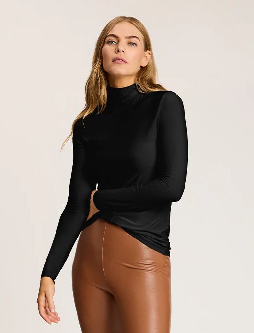 Commando Butter Long Sleeve Turtleneck