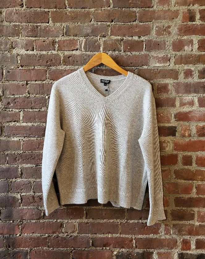 Estheme Cashmere Embroidered Stitched V-Neck