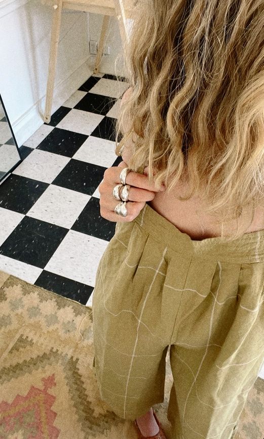Goldie Jewelry Silver Mudra Ring Size 6 GJ42