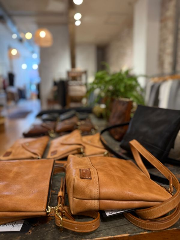 Kingdom Leather Althea Crossbody in Natural