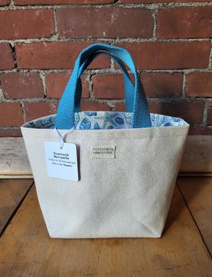 Wentworth Mercantile Seashell Canvas Mini Tote