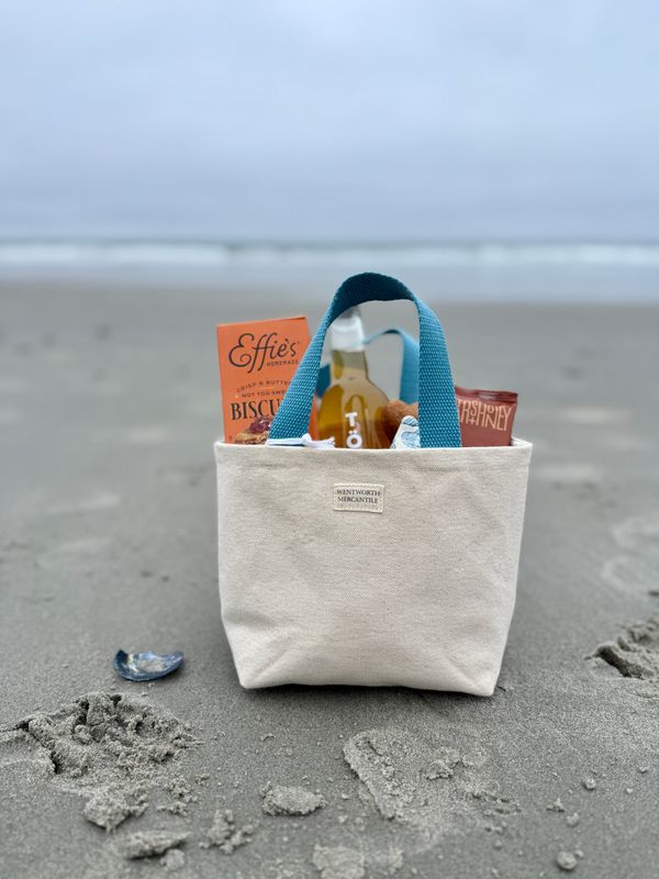 Wentworth Mercantile Seashell Canvas Mini Tote