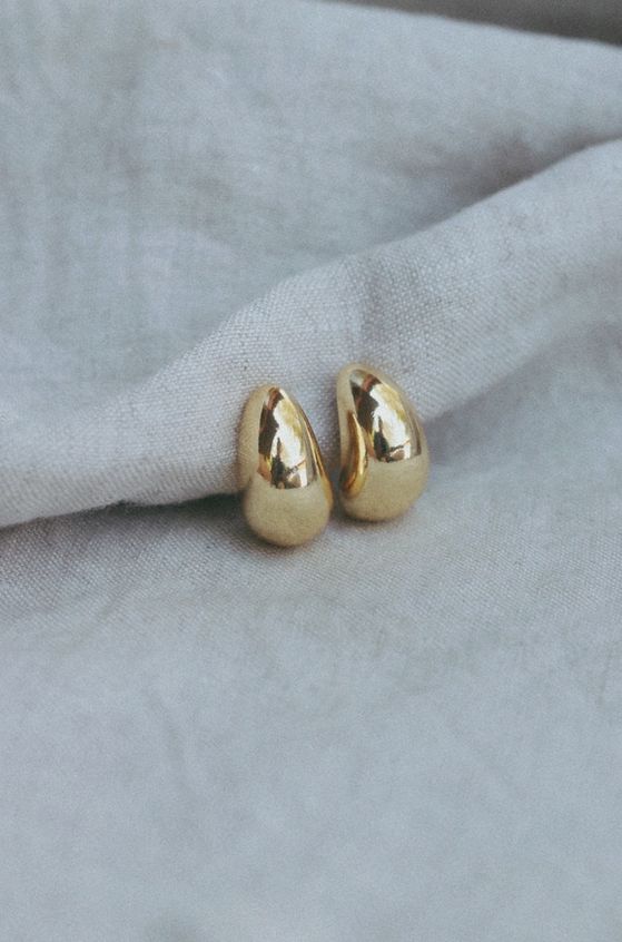 Goldie Jewelry Bubble Huggie Hoops GL32