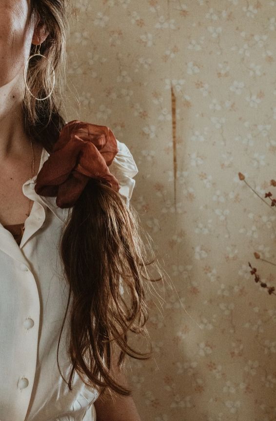 Eloise Et Moi Plant Dyed Plastic Free Organza Silk Scrunchy in Bourbon EM11