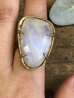Emilie Shapiro Hazy Sky Ring Size 6.5 Rose Cut Moonstone ES58