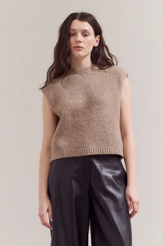 Grade &amp; Gather Basic Knit Vest