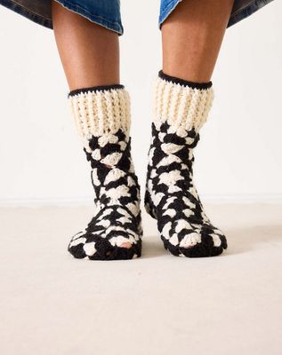 Mersea La Paz Crochet Slipper Socks (Two Colors)