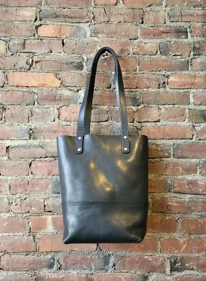 Kingdom Leather Horween Sugaree Bag in Black