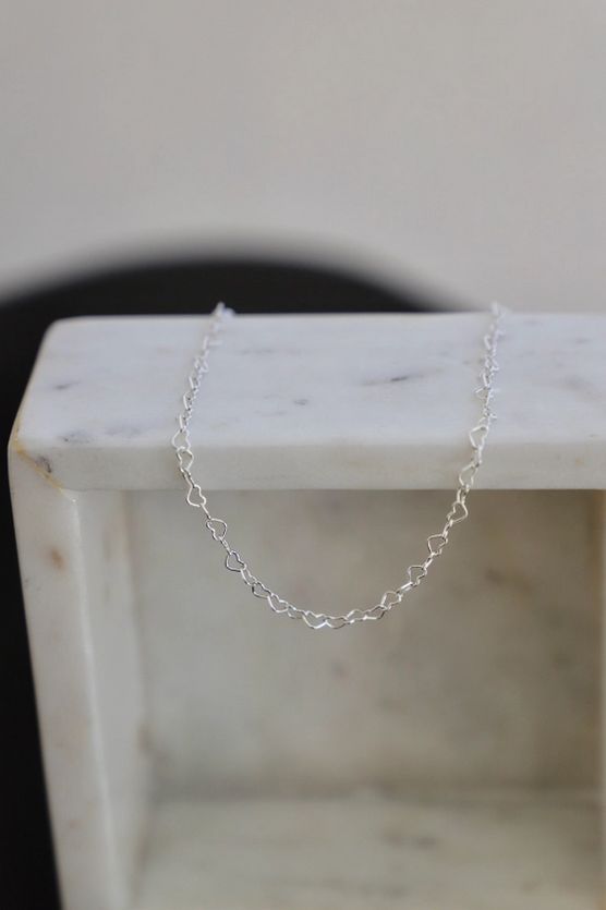 Katie Waltman Jewelry Heart Chain Necklace Sterling Silver 17" KW66